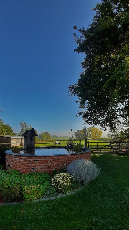 B & B Victors Hof, Met Zwemvijver In Landelijke Setting Lievegem Exteriér fotografie